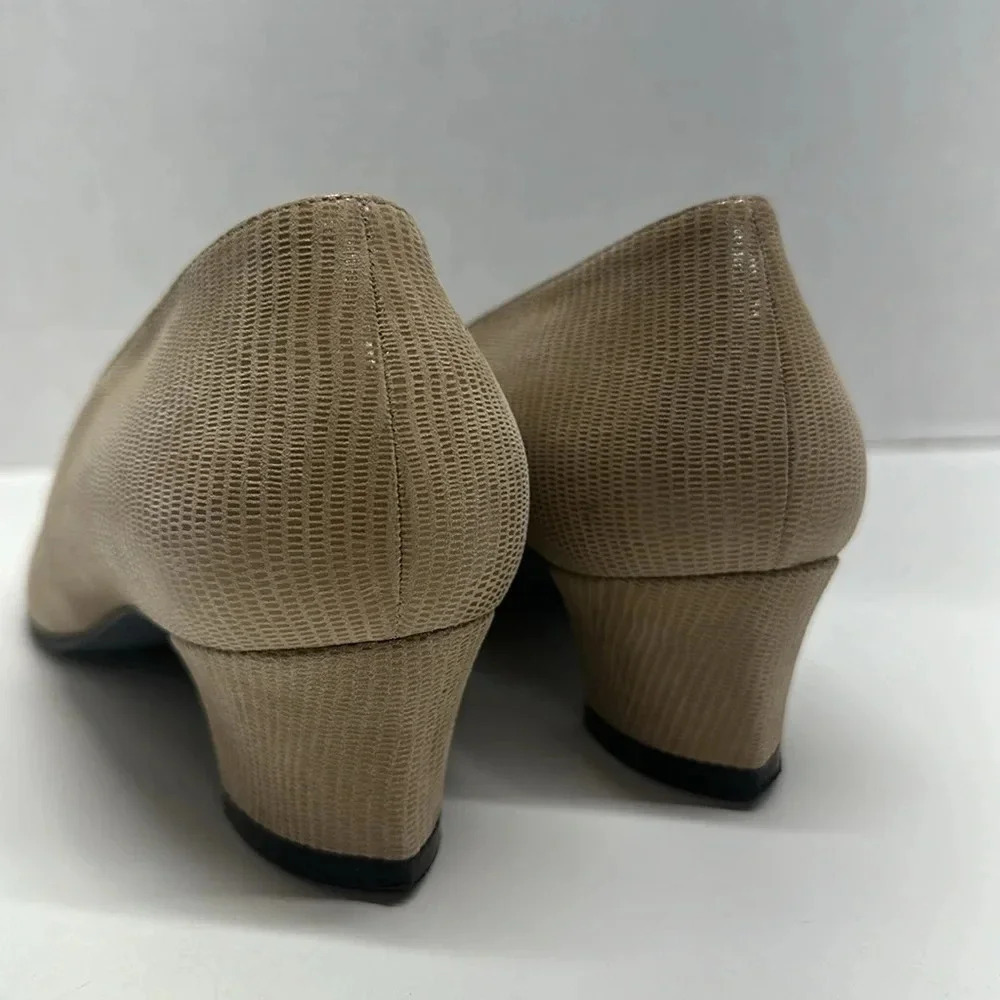 Thierry Rabotin High Heel Shoes Pumps Peep Toe Suede Light Tan Brown Size 38 7.5 - Picture 4 of 13